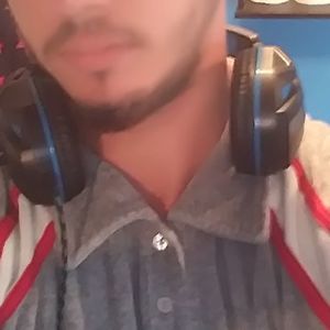 Meet your Posher, Dennis